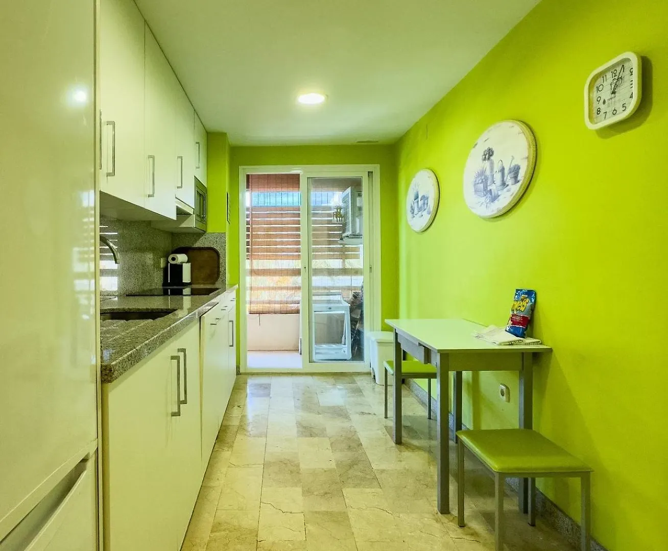 Spacious Two Bedroom Apartment In Marbella Centre Spain