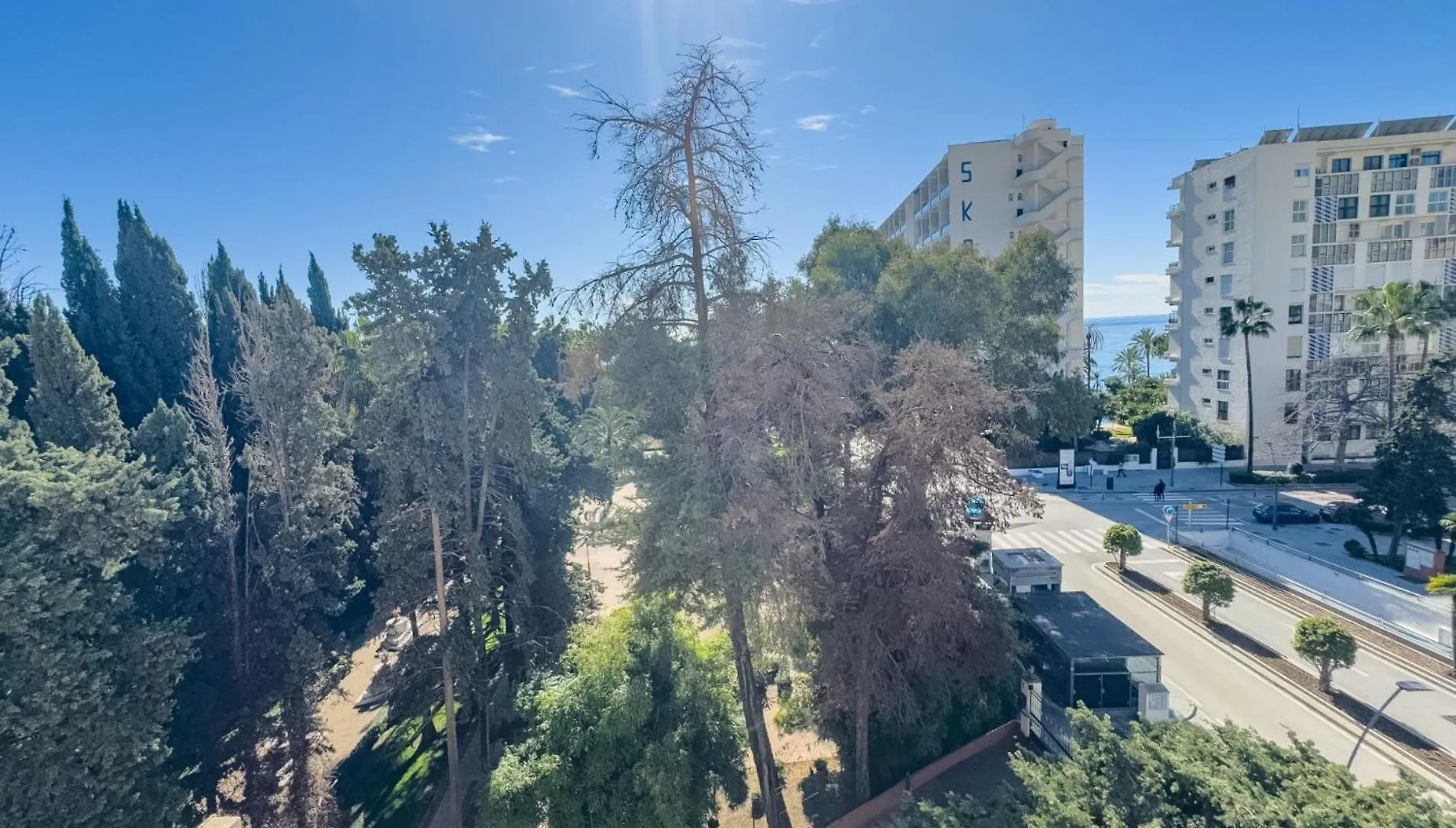 Spacious Two Bedroom Apartment In Marbella Centre